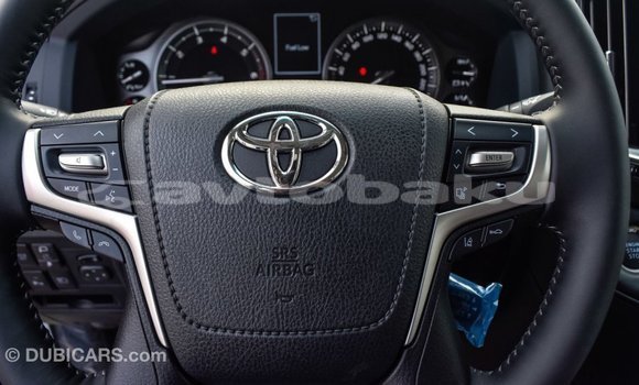 Buy Import Toyota Land Cruiser White Car in Import - Dubai in Abseron Buy Import Toyota Land Cruiser White Car in Import - Dubai in Abseron