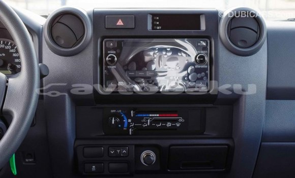 Buy Import Toyota Land Cruiser White Car in Import - Dubai in Abseron Buy Import Toyota Land Cruiser White Car in Import - Dubai in Abseron