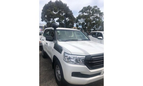 Buy Import Toyota Land Cruiser Black Car in Import - Dubai in Abseron Buy Import Toyota Land Cruiser Black Car in Import - Dubai in Abseron