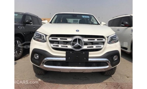 Buy Import Mercedes-Benz 250 White Car in Import - Dubai in Abseron Buy Import Mercedes-Benz 250 White Car in Import - Dubai in Abseron