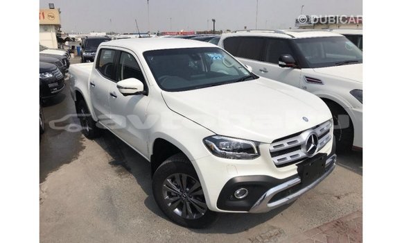 Buy Import Mercedes-Benz 250 White Car in Import - Dubai in Abseron Buy Import Mercedes-Benz 250 White Car in Import - Dubai in Abseron