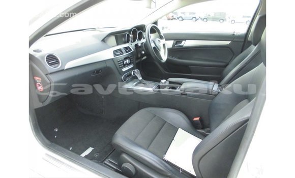 Buy Import Mercedes-Benz 190 White Car in Import - Dubai in Abseron Buy Import Mercedes-Benz 190 White Car in Import - Dubai in Abseron