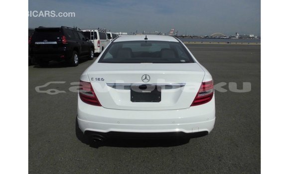 Buy Import Mercedes-Benz 190 White Car in Import - Dubai in Abseron Buy Import Mercedes-Benz 190 White Car in Import - Dubai in Abseron