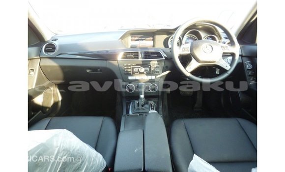 Buy Import Mercedes-Benz 200 White Car in Import - Dubai in Abseron Buy Import Mercedes-Benz 200 White Car in Import - Dubai in Abseron