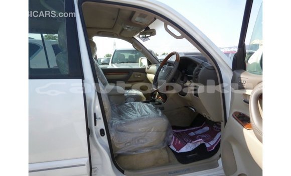 Buy Import Toyota Land Cruiser White Car in Import - Dubai in Abseron Buy Import Toyota Land Cruiser White Car in Import - Dubai in Abseron