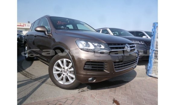 Buy Import Volkswagen Touareg Brown Car in Import - Dubai in Abseron