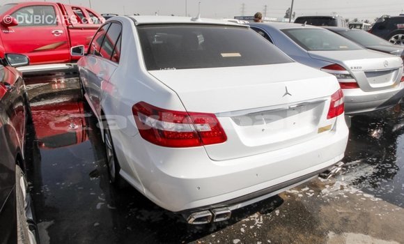 Buy Import Mercedes-Benz 200 White Car in Import - Dubai in Abseron Buy Import Mercedes-Benz 200 White Car in Import - Dubai in Abseron