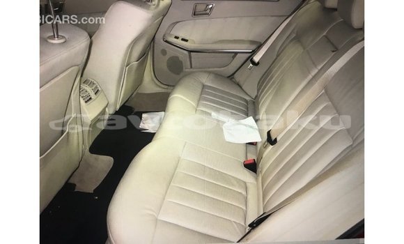 Buy Import Mercedes-Benz 190 Other Car in Import - Dubai in Abseron Buy Import Mercedes-Benz 190 Other Car in Import - Dubai in Abseron