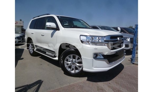 Buy Import Toyota Land Cruiser White Car in Import - Dubai in Abseron Buy Import Toyota Land Cruiser White Car in Import - Dubai in Abseron