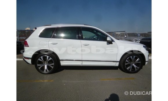 Buy Import Volkswagen Touareg White Car in Import - Dubai in Abseron Buy Import Volkswagen Touareg White Car in Import - Dubai in Abseron