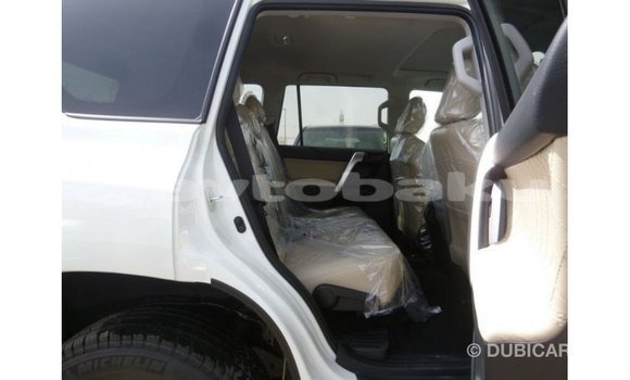Buy Import Toyota Prado White Car in Import - Dubai in Abseron Buy Import Toyota Prado White Car in Import - Dubai in Abseron