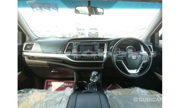 Buy Import Toyota Kluger White Car in Import - Dubai in Abseron Buy Import Toyota Kluger White Car in Import - Dubai in Abseron