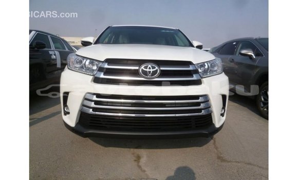 Buy Import Toyota Kluger White Car in Import - Dubai in Abseron Buy Import Toyota Kluger White Car in Import - Dubai in Abseron