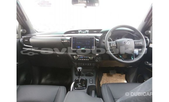 Buy Import Toyota Hilux White Car in Import - Dubai in Abseron Buy Import Toyota Hilux White Car in Import - Dubai in Abseron