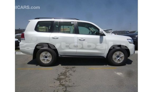 Buy Import Toyota Land Cruiser White Car in Import - Dubai in Abseron Buy Import Toyota Land Cruiser White Car in Import - Dubai in Abseron