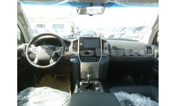 Buy Import Toyota Land Cruiser White Car in Import - Dubai in Abseron Buy Import Toyota Land Cruiser White Car in Import - Dubai in Abseron