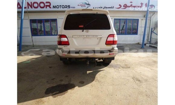 Buy Import Toyota Land Cruiser White Car in Import - Dubai in Abseron Buy Import Toyota Land Cruiser White Car in Import - Dubai in Abseron