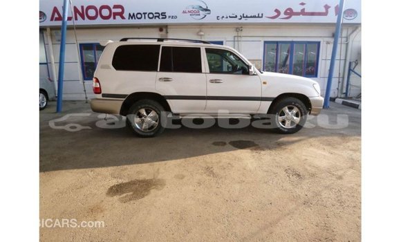 Buy Import Toyota Land Cruiser White Car in Import - Dubai in Abseron Buy Import Toyota Land Cruiser White Car in Import - Dubai in Abseron