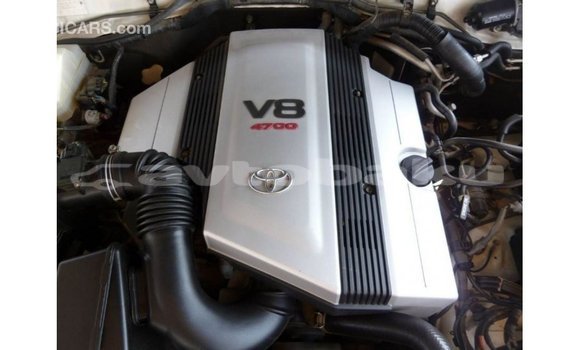 Buy Import Toyota Land Cruiser White Car in Import - Dubai in Abseron Buy Import Toyota Land Cruiser White Car in Import - Dubai in Abseron