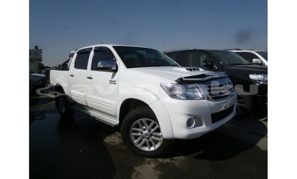 Buy Import Toyota Hilux White Car in Import - Dubai in Abseron Buy Import Toyota Hilux White Car in Import - Dubai in Abseron