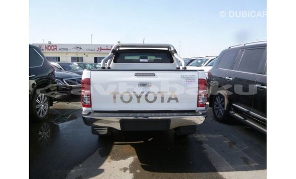 Buy Import Toyota Hilux White Car in Import - Dubai in Abseron Buy Import Toyota Hilux White Car in Import - Dubai in Abseron