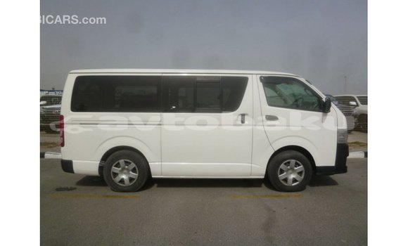 Buy Import Toyota Hiace White Car in Import - Dubai in Abseron Buy Import Toyota Hiace White Car in Import - Dubai in Abseron