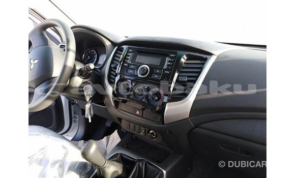 Buy Import Mitsubishi L200 White Car in Import - Dubai in Abseron Buy Import Mitsubishi L200 White Car in Import - Dubai in Abseron