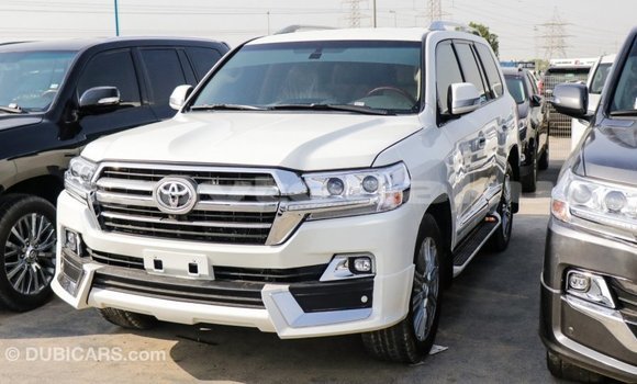 Buy Import Toyota Land Cruiser White Car in Import - Dubai in Abseron Buy Import Toyota Land Cruiser White Car in Import - Dubai in Abseron