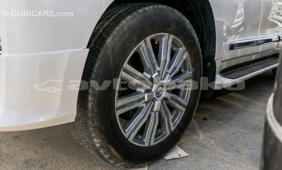 Buy Import Toyota Land Cruiser White Car in Import - Dubai in Abseron Buy Import Toyota Land Cruiser White Car in Import - Dubai in Abseron