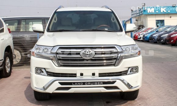 Buy Import Toyota Land Cruiser White Car in Import - Dubai in Abseron Buy Import Toyota Land Cruiser White Car in Import - Dubai in Abseron