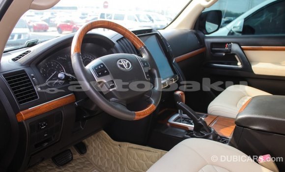 Buy Import Toyota Land Cruiser White Car in Import - Dubai in Abseron Buy Import Toyota Land Cruiser White Car in Import - Dubai in Abseron