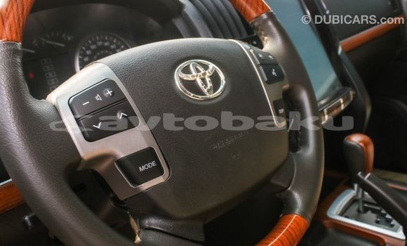 Buy Import Toyota Land Cruiser White Car in Import - Dubai in Abseron Buy Import Toyota Land Cruiser White Car in Import - Dubai in Abseron