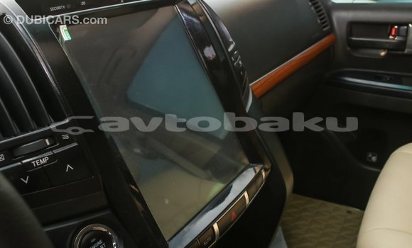 Buy Import Toyota Land Cruiser White Car in Import - Dubai in Abseron Buy Import Toyota Land Cruiser White Car in Import - Dubai in Abseron