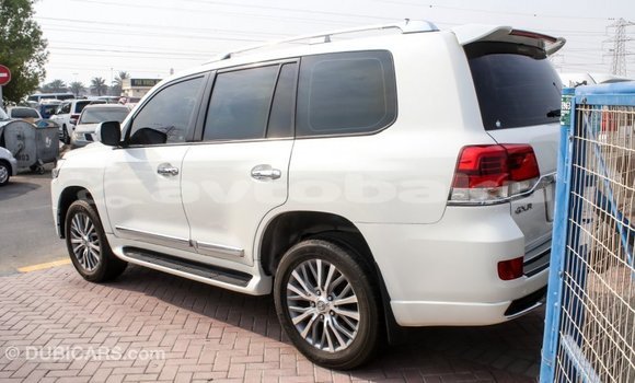 Buy Import Toyota Land Cruiser White Car in Import - Dubai in Abseron Buy Import Toyota Land Cruiser White Car in Import - Dubai in Abseron