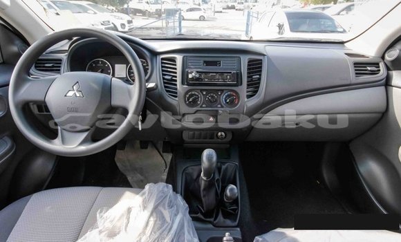 Buy Import Mitsubishi L200 White Car in Import - Dubai in Abseron Buy Import Mitsubishi L200 White Car in Import - Dubai in Abseron