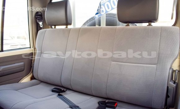 Buy Import Toyota Land Cruiser White Car in Import - Dubai in Abseron Buy Import Toyota Land Cruiser White Car in Import - Dubai in Abseron