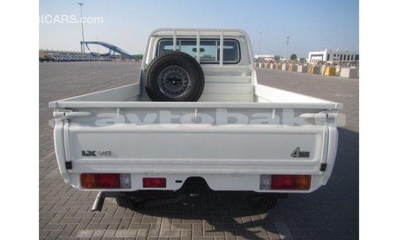 Buy Import Toyota Land Cruiser White Car in Import - Dubai in Abseron Buy Import Toyota Land Cruiser White Car in Import - Dubai in Abseron