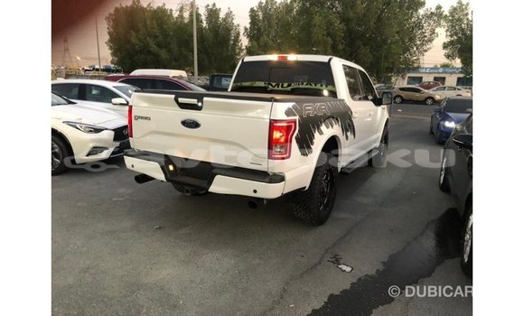 Buy Import Ford V8 White Car in Import - Dubai in Abseron Buy Import Ford V8 White Car in Import - Dubai in Abseron