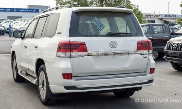 Buy Import Toyota Land Cruiser White Car in Import - Dubai in Abseron Buy Import Toyota Land Cruiser White Car in Import - Dubai in Abseron