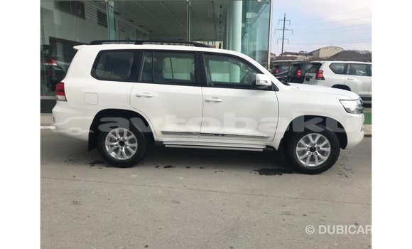 Buy Import Toyota Land Cruiser White Car in Import - Dubai in Abseron Buy Import Toyota Land Cruiser White Car in Import - Dubai in Abseron