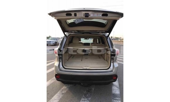 Buy Import Toyota Highlander Beige Car in Import - Dubai in Abseron Buy Import Toyota Highlander Beige Car in Import - Dubai in Abseron