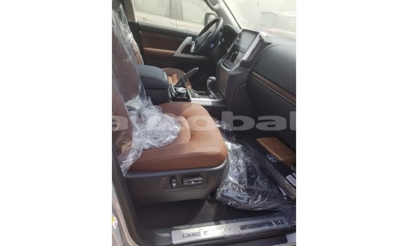 Buy Import Toyota Land Cruiser Brown Car in Import - Dubai in Abseron Buy Import Toyota Land Cruiser Brown Car in Import - Dubai in Abseron