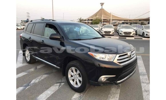Medium with watermark toyota highlander abseron import dubai 1259