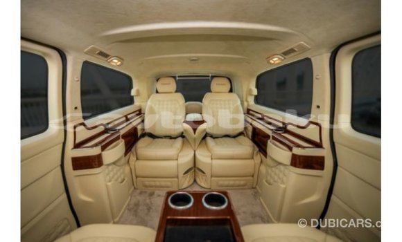 Buy Import Mercedes-Benz 190 (W201) Black Car in Import - Dubai in Abseron