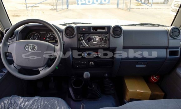 Buy Import Toyota Land Cruiser Beige Car in Import - Dubai in Abseron Buy Import Toyota Land Cruiser Beige Car in Import - Dubai in Abseron
