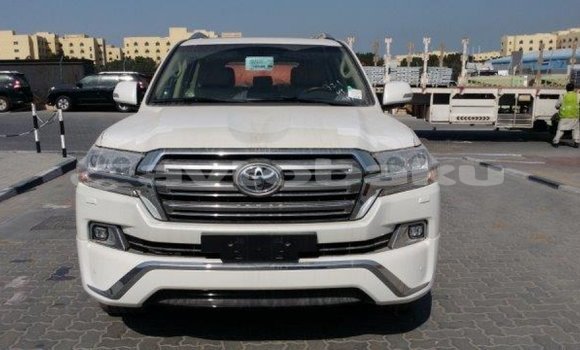 Buy Import Toyota Land Cruiser White Car in Import - Dubai in Abseron Buy Import Toyota Land Cruiser White Car in Import - Dubai in Abseron