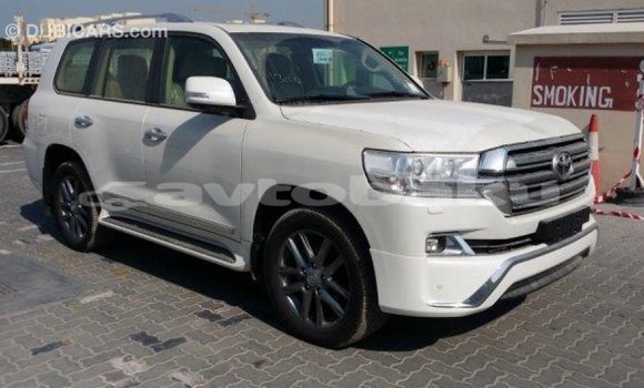 Buy Import Toyota Land Cruiser White Car in Import - Dubai in Abseron Buy Import Toyota Land Cruiser White Car in Import - Dubai in Abseron