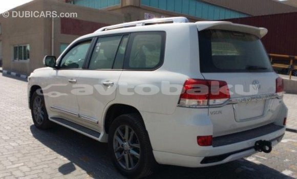 Buy Import Toyota Land Cruiser White Car in Import - Dubai in Abseron Buy Import Toyota Land Cruiser White Car in Import - Dubai in Abseron