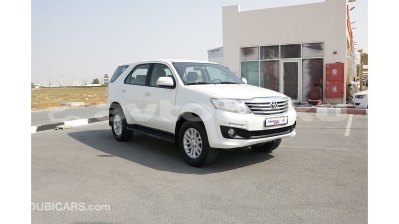 Big with watermark toyota fortuner abseron import dubai 1279