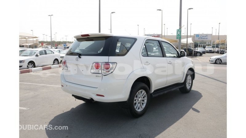 Big with watermark toyota fortuner abseron import dubai 1279